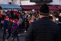 PRAZNIČNA TRŽNICA V DIVAČI in PRIHOD DEDKA MRAZA 11